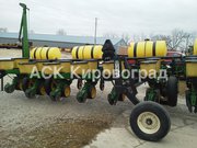 Сівалка Джон Дір 7200 пневматична