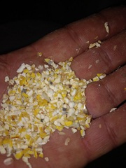 Побічні продукти з кукурудзи та зерновідходи 